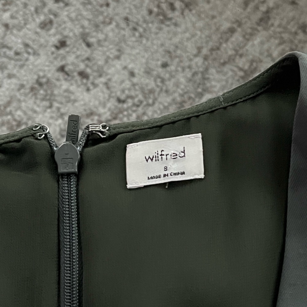 Aritzia Wilfred
(Re)Twill™ Calliope Olive Midi Dress Sz 8 - Picture 14 of 16